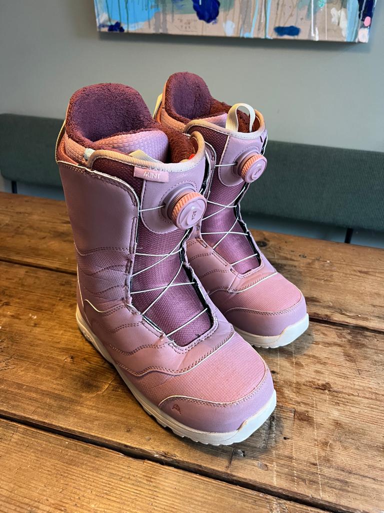 Burton Mint Boa dames 41,5 (valt als 40 / 40,5), Ophalen of Verzenden, Gebruikt, Schoenen