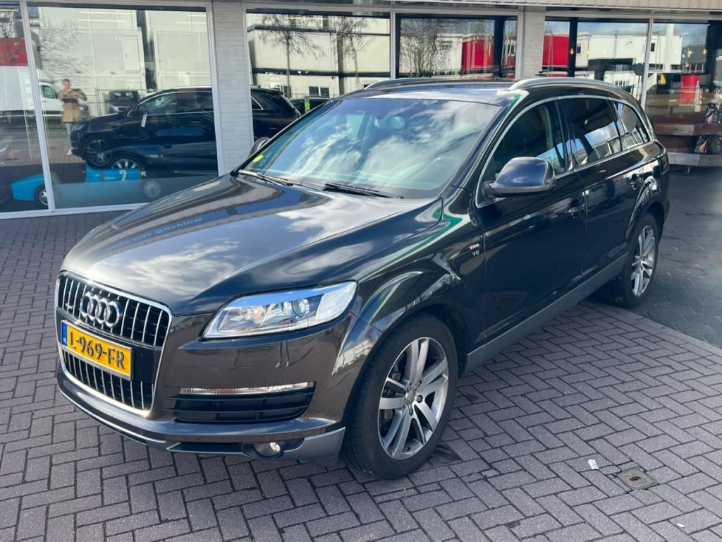 Audi Q7 4.2 FSI QUATTRO 5+2 Full Options #STOER, Auto's, Audi, Automaat, Gebruikt, 8 cilinders, 2245 kg