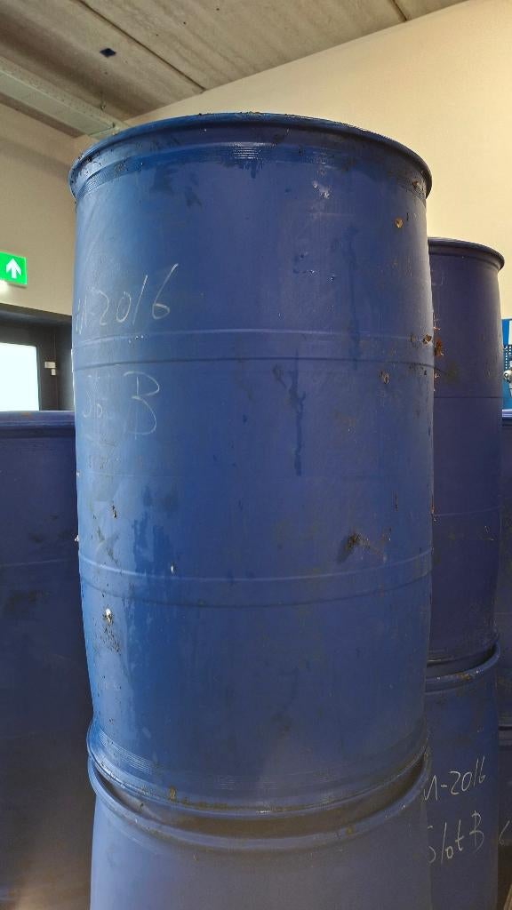 Partij Kunststof vaten tonnen regenton vloeistof regen ton, Ophalen, Kunststof, 150 liter of meer, .