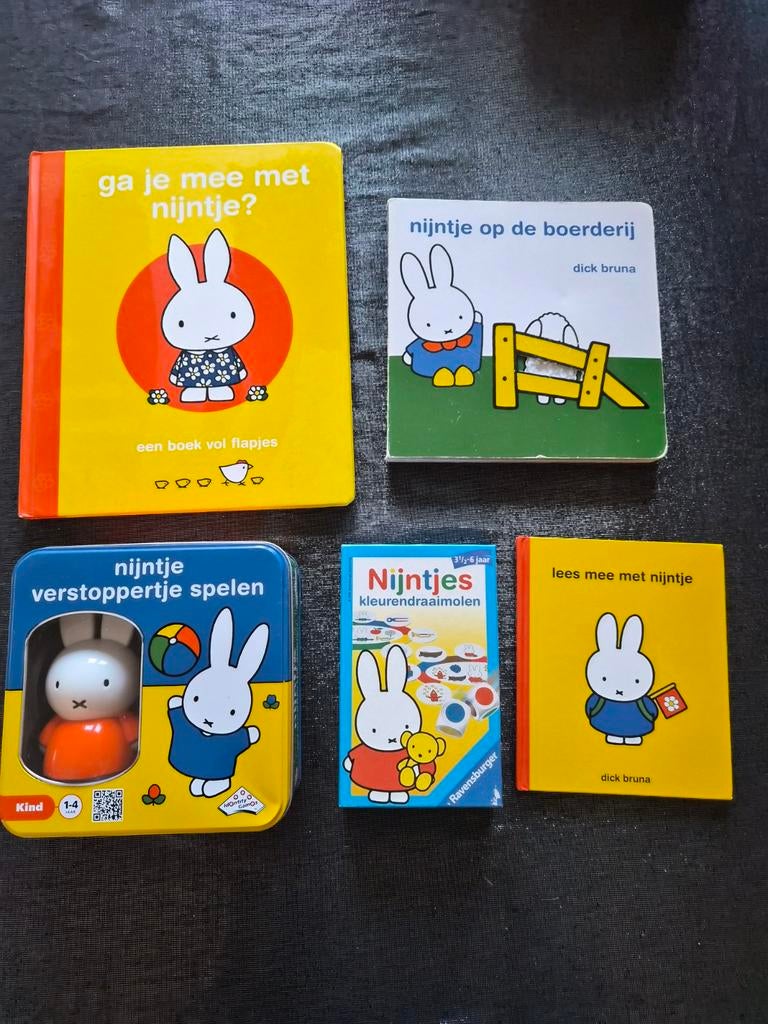 Nijntje Boeken en Spelletjes Pakket, Ophalen of Verzenden, Zo goed als nieuw, Dick Bruna, Uitklap-, Voel- of Ontdekboek