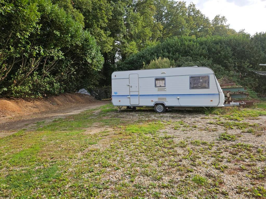 Adria Caravan 2007, Caravans en Kamperen, Rondzit, Tot en met 4, Adria