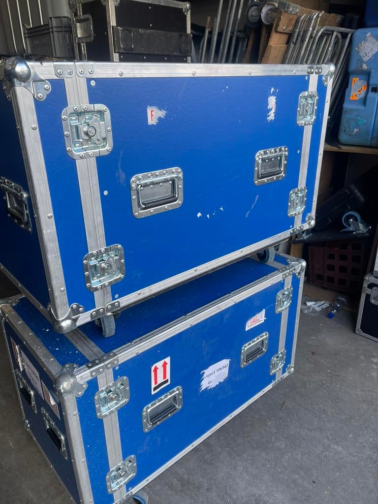 Flightcase 19Inch 12HE Double doors + Bleu Wheels Case nr.19, Muziek en Instrumenten, Behuizingen en Koffers, Ophalen, Zo goed als nieuw
