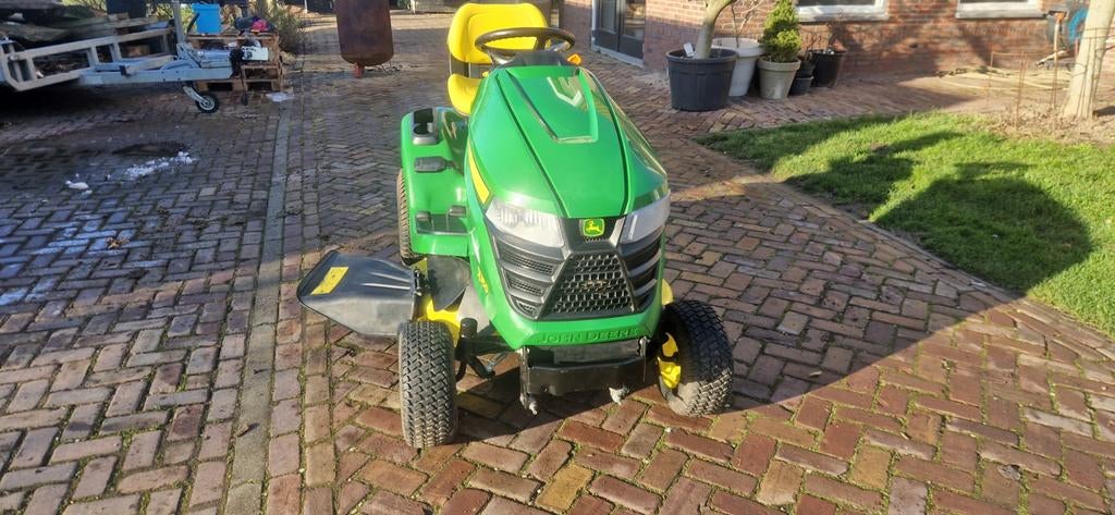 John Deere X350 Zitmaaier - Zo goed als nieuw!, Cirkelmaaier, Ophalen of Verzenden, Zo goed als nieuw, Johndeere@deere.com