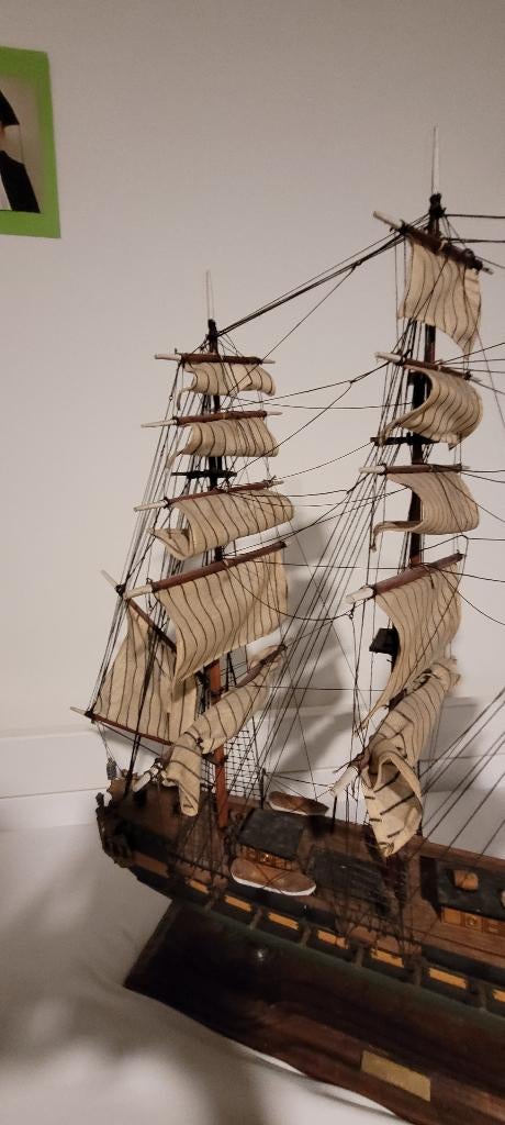 Miniatuur boot, Ophalen, Zo goed als nieuw