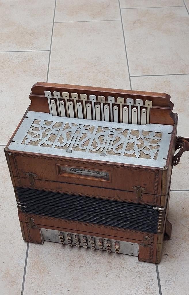 Diatonische accordeon François DEDENIS, Muziek en Instrumenten, Ophalen of Verzenden, Gebruikt, Overige merken