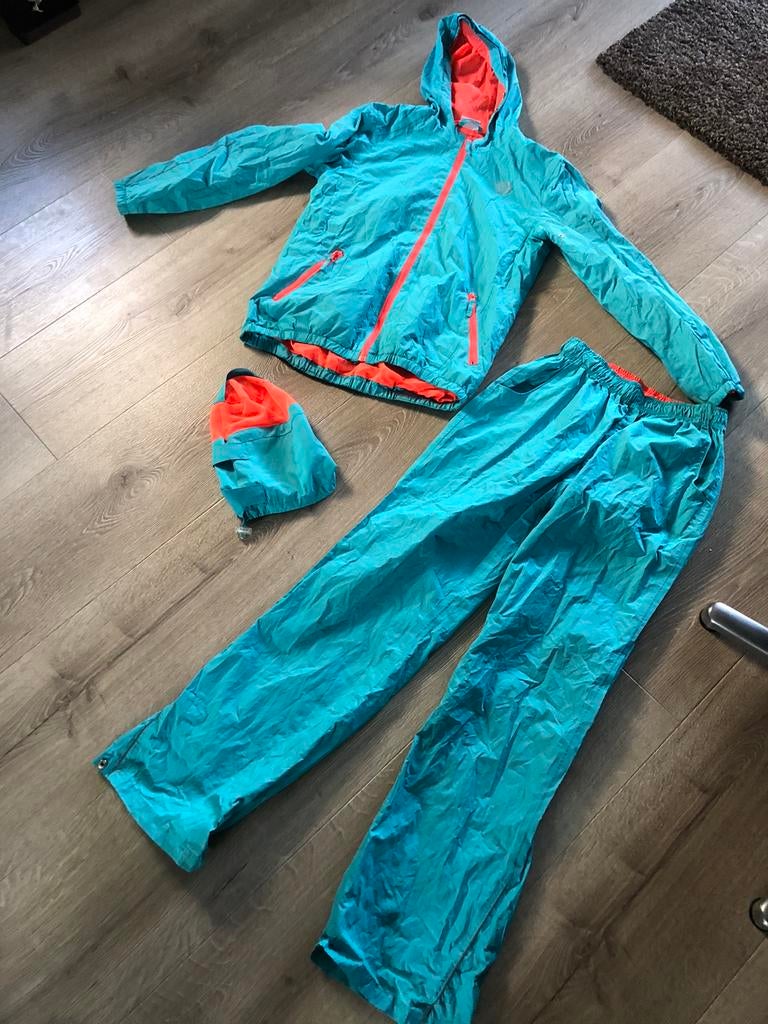 Turquoise Regenpak 2 delig mt 164, Ophalen of Verzenden, Zo goed als nieuw, Jongen