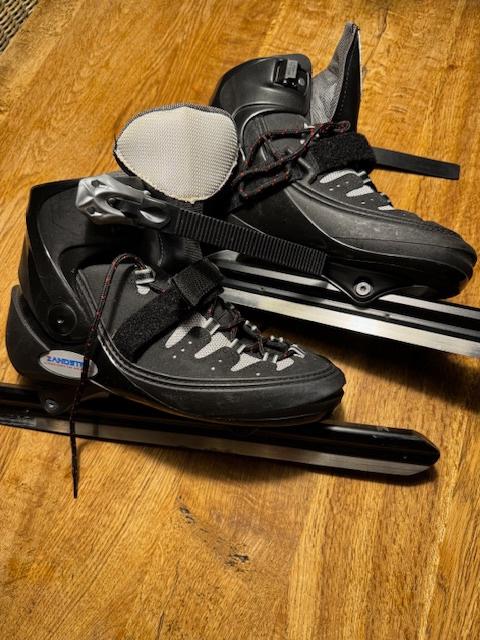 Zandstra combi noren maat 41, Sport en Fitness, Schaatsen, Ophalen, Combinoren, Gebruikt, Zandstra