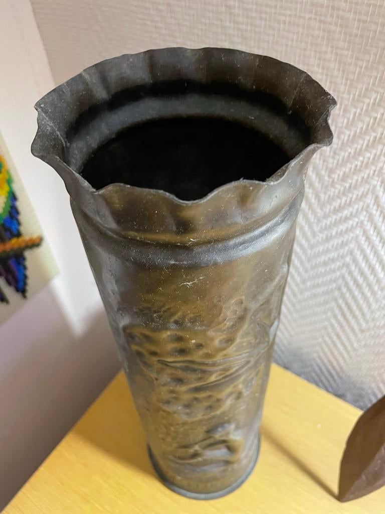 Messing Granaathuls met Fluitspeler Opschrift, Verzamelen, Ophalen of Verzenden, Landmacht, Duitsland, Kunstobject