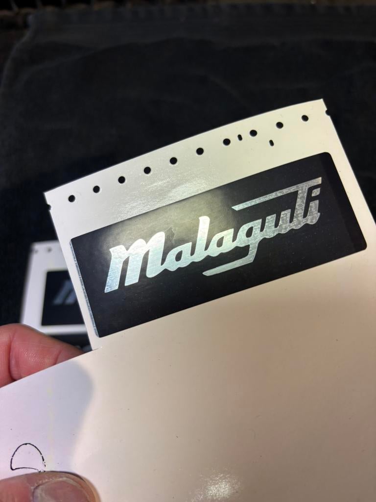 Malaguti f12 en f15 carter sticker nieuw, Ophalen of Verzenden, Nieuw, Blok