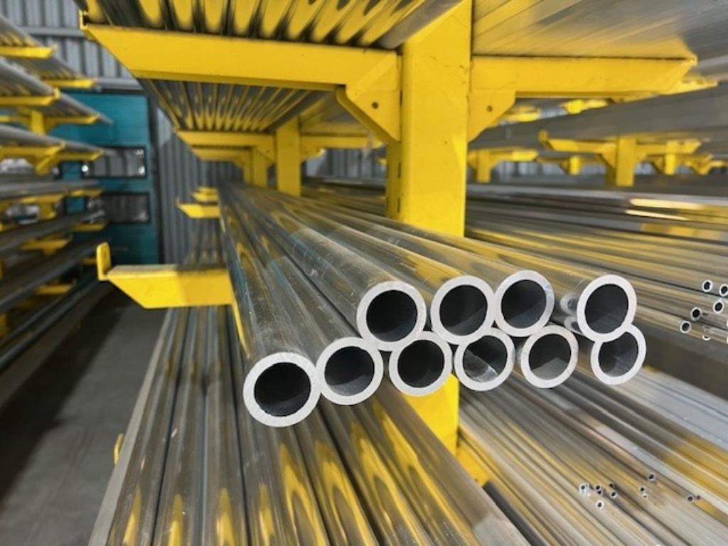 aluminium profielen, Buis Hoek Plat Massief Koker, Doe-het-zelf en Verbouw, Metalen, Ophalen, Nieuw, Aluminium