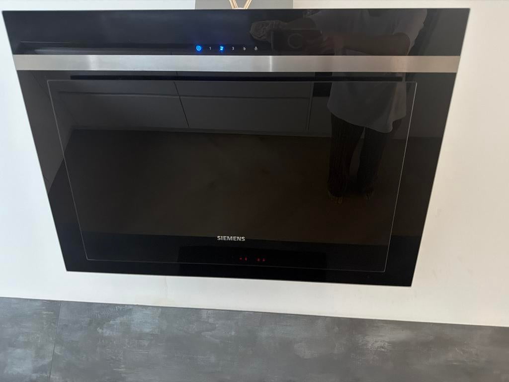 Siemens Wandschouw Afzuigkap - Krachtige Luchtafvoer, Wandschouwkap, Ophalen of Verzenden, Zo goed als nieuw, 400 tot 600 m³ per uur