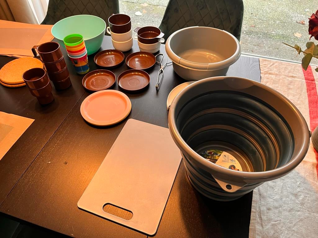 Campingserviesset, Huis en Inrichting, Ophalen, Gebruikt