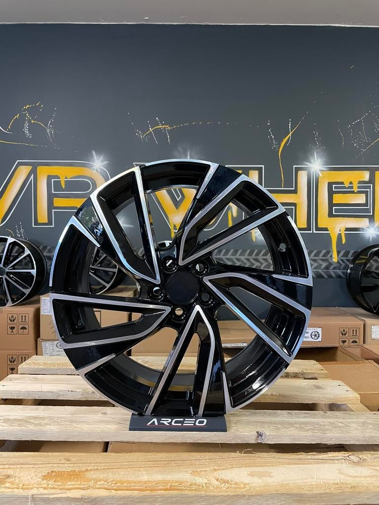 5X100 17" VW POLO R-Line GTI Adelaide model LOOK VELGEN!, 215 mm, Velg(en), W, R