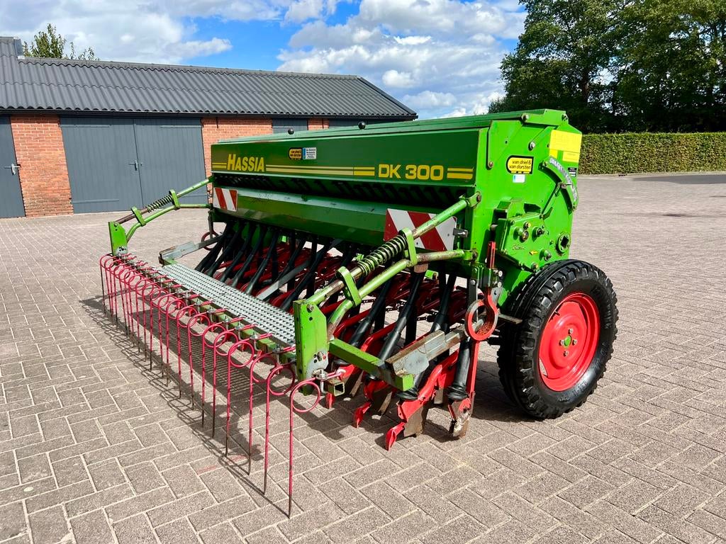 Zaaimachine Hassia DK300 ( 25 pijpen ), Tuin en Terras, Hand-tuingereedschap, Ophalen of Verzenden