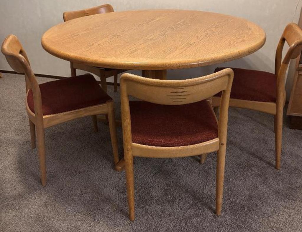 Set 4 stoelen stoel ronde tafel Johannes Andersen Uldum, Ophalen, Gebruikt, Bruin, Vier