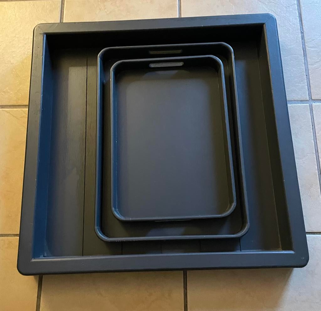 2 antracietgrijze Riverdale dienbladen, Huis en Inrichting, Ophalen of Verzenden, Zo goed als nieuw