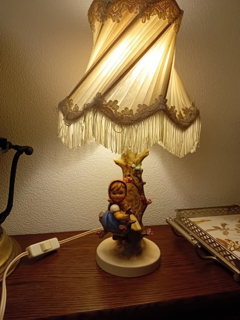 mooie hummel lampen, Overige materialen, Ophalen of Verzenden, Zo goed als nieuw, Minder dan 50 cm