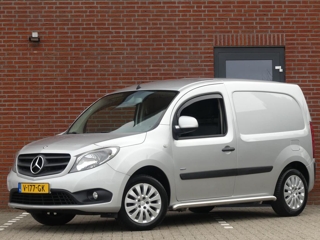 Mercedes-Benz Citan 109 CDI Lang Trekhaak/PDC/Navigatie, Voorwielaandrijving, Euro 5, Gebruikt, 4 cilinders