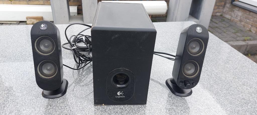 Logitech X-230 2.1 Sound System - Helder Geluid & Diepe Bas, Computers en Software, Pc speakers, Ophalen of Verzenden, Gebruikt