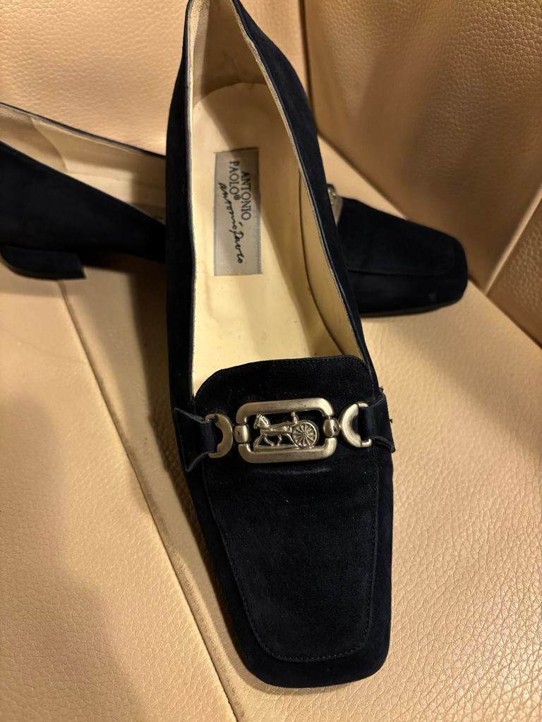 Antonio Paolo suède instappers maat 37, Kleding | Dames, Schoenen, Ophalen of Verzenden, Gedragen, Blauw, Instappers