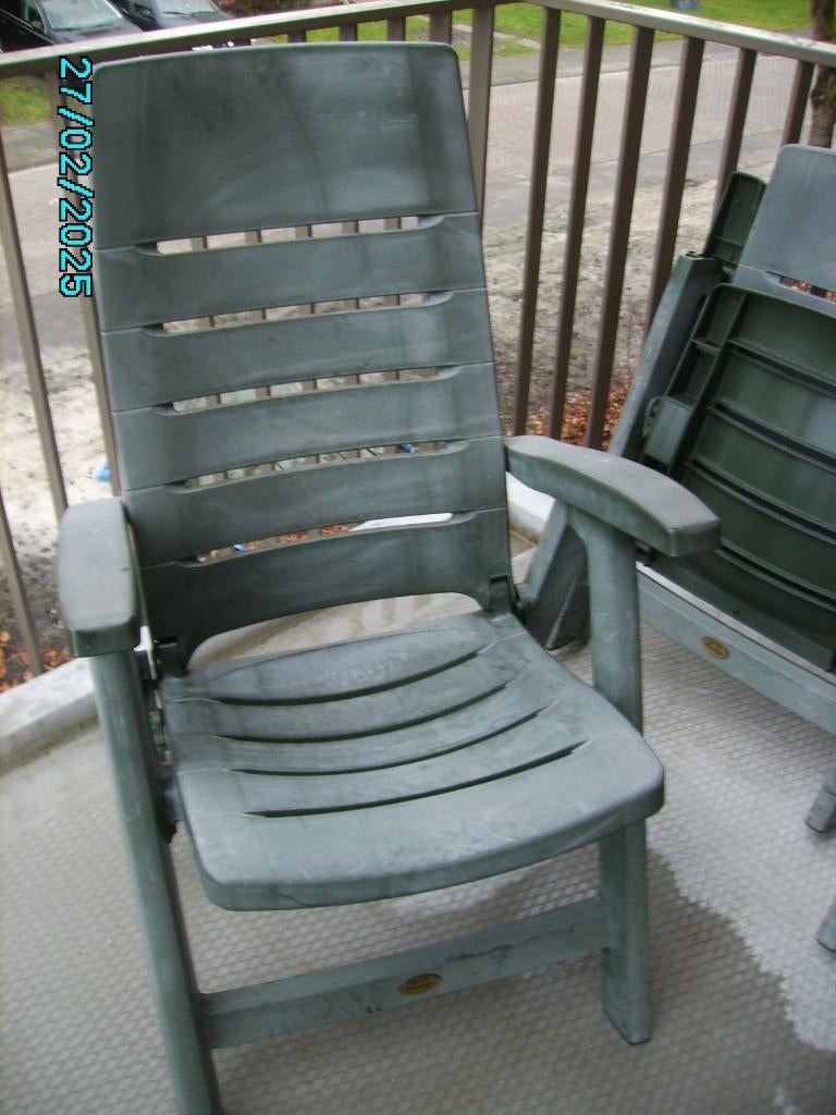 Alle twee Tuinstoelen, Ophalen, Gebruikt