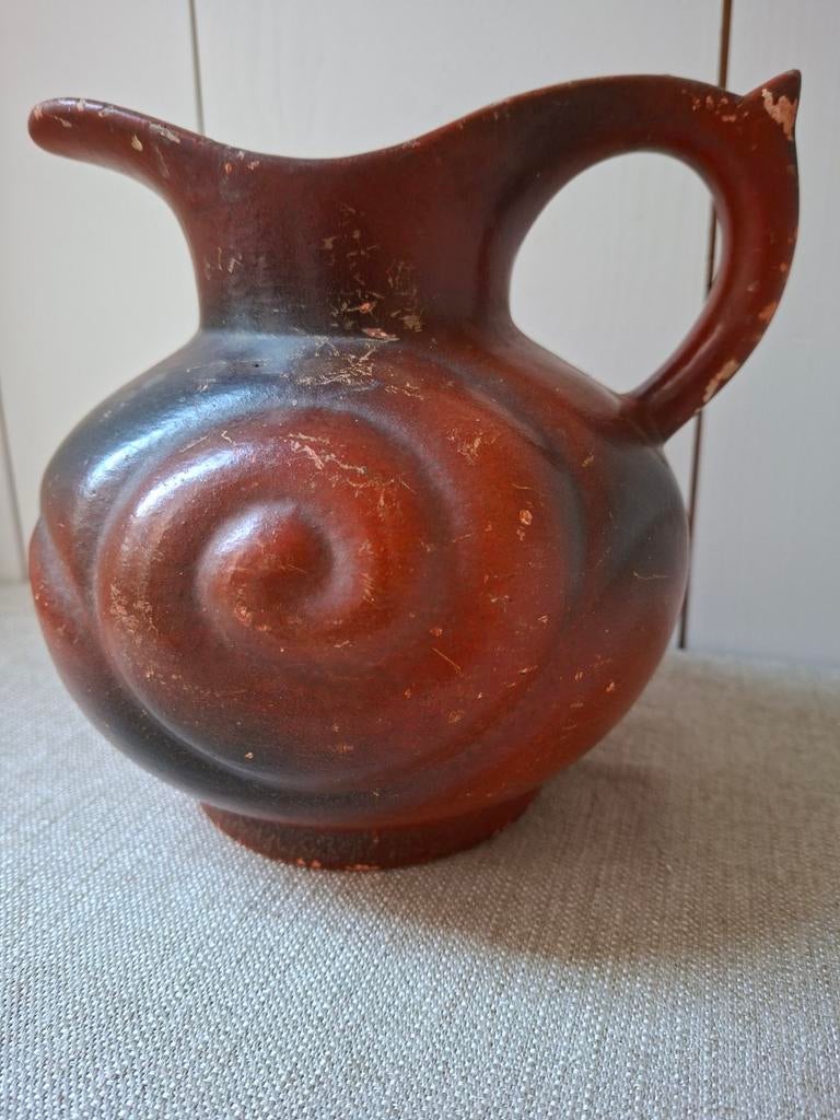 Oude snavelkan met spiraalmotief, Ophalen of Verzenden