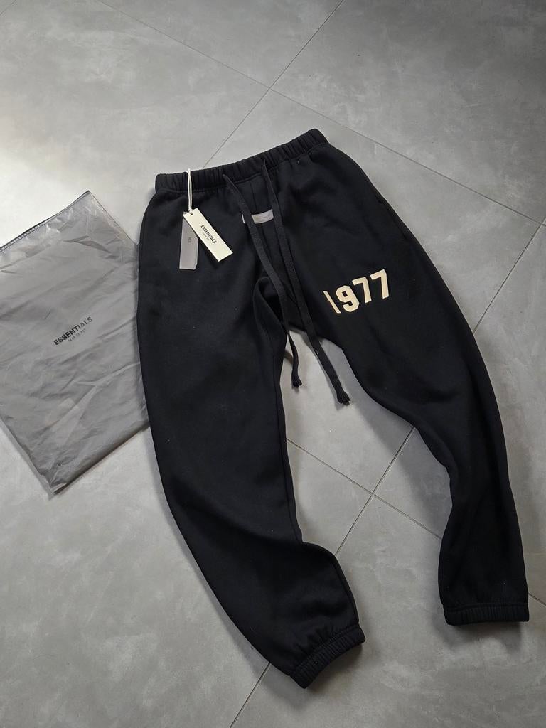 Essentials 1977 fear of god broek, Zwart, Nieuw, Ophalen of Verzenden, Maat 46 (S) of kleiner