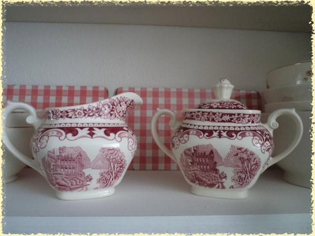 Roomstel Old england rood P. Regout, Ophalen of Verzenden