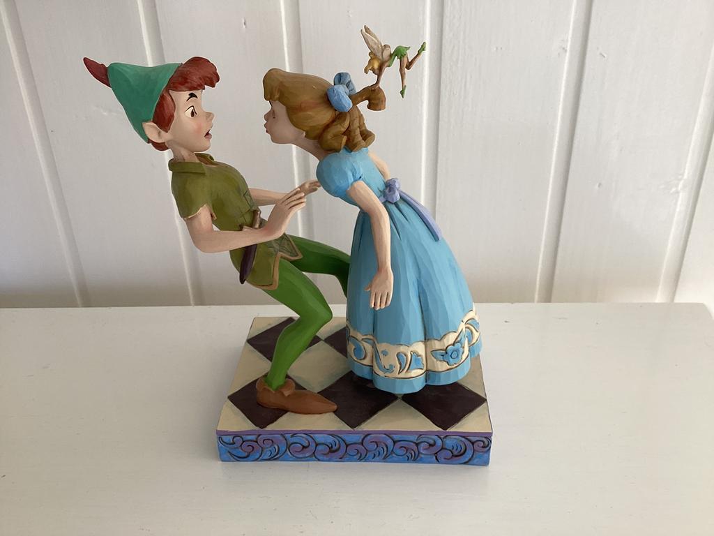 Disney traditions peter en wendy met doos en tag, Ophalen of Verzenden, Beeldje of Figuurtje