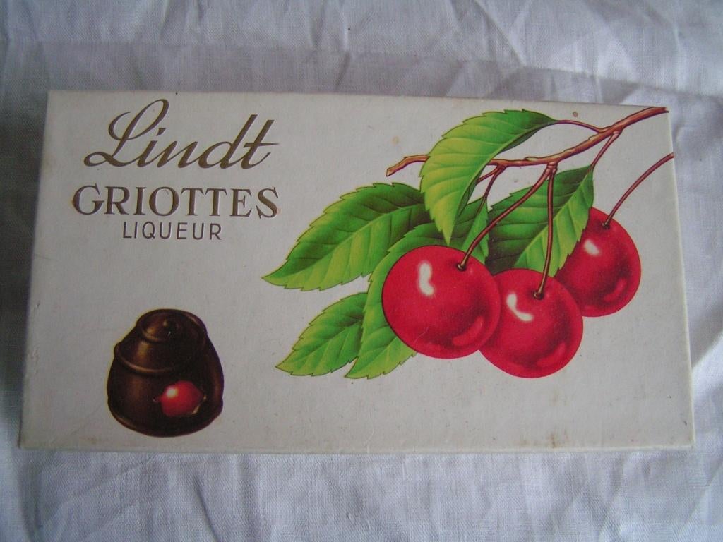 antieke doosLindt Kersenbonbons nr TT 392 ger twin, Verzenden