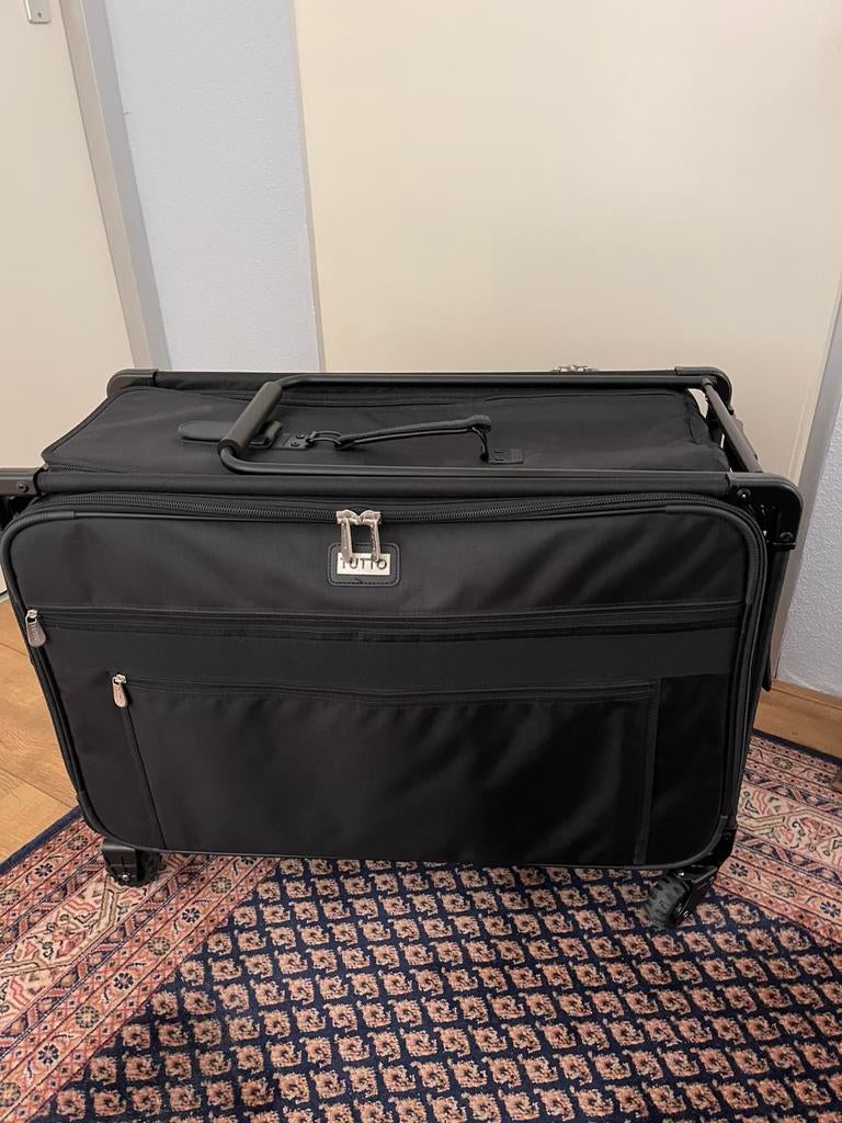 Borduur of naaimachine trolley Tutto, Hobby en Vrije tijd, Borduren en Borduurmachines, Ophalen, Zo goed als nieuw, Overige typen