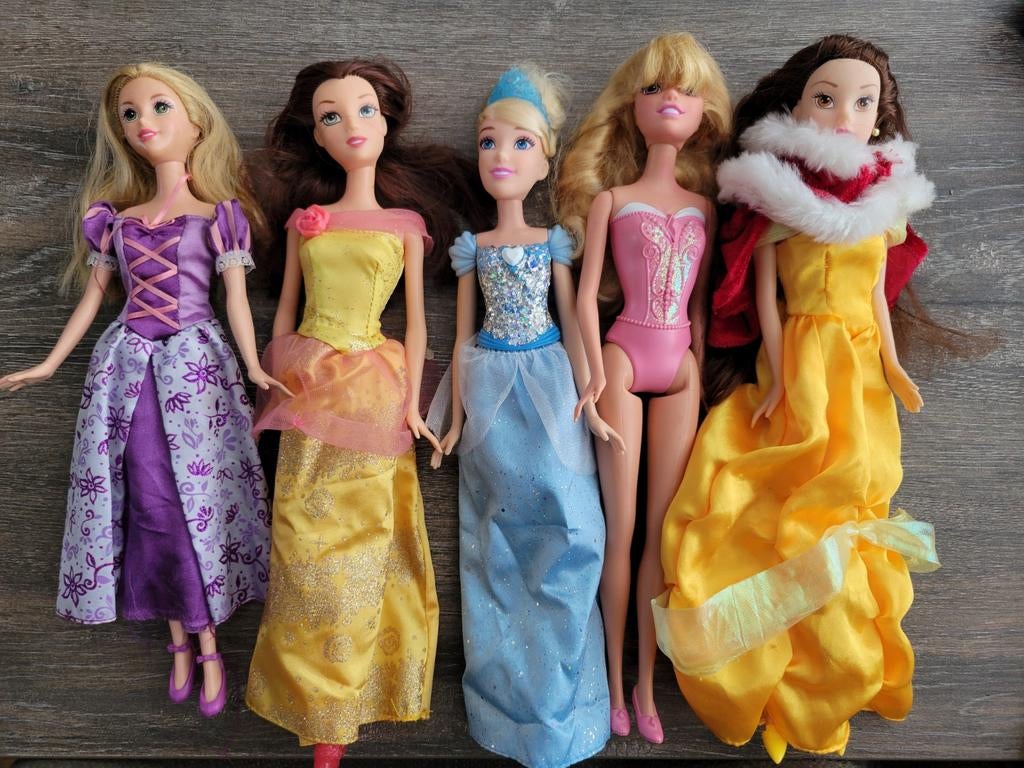 Barbie disney princess poppen met extras, Ophalen of Verzenden, Gebruikt, Barbie