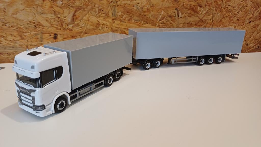 Herpa Scania CR20 LZV combinatie gesloten bakken, Hobby en Vrije tijd, Modelauto's | 1:87, Ophalen of Verzenden, Zo goed als nieuw