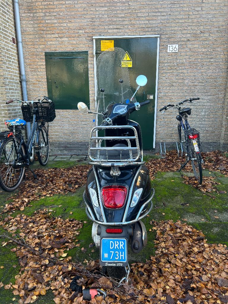 Vespa Primavera Snorscooter, Ophalen, Gebruikt, Overige modellen, Benzine