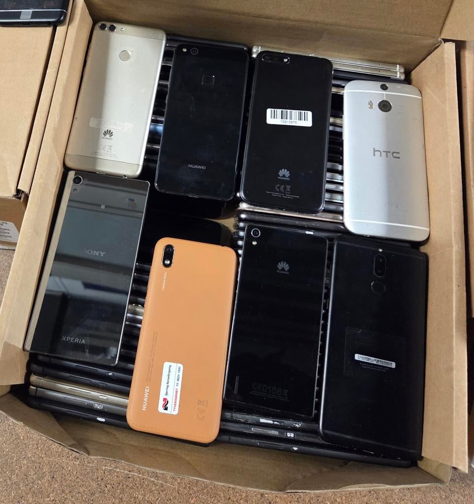 AANGEBODEN PARTIJ VAN 100 STUKS MIX ANDROID TELEFOONS, Ophalen of Verzenden, Zwart
