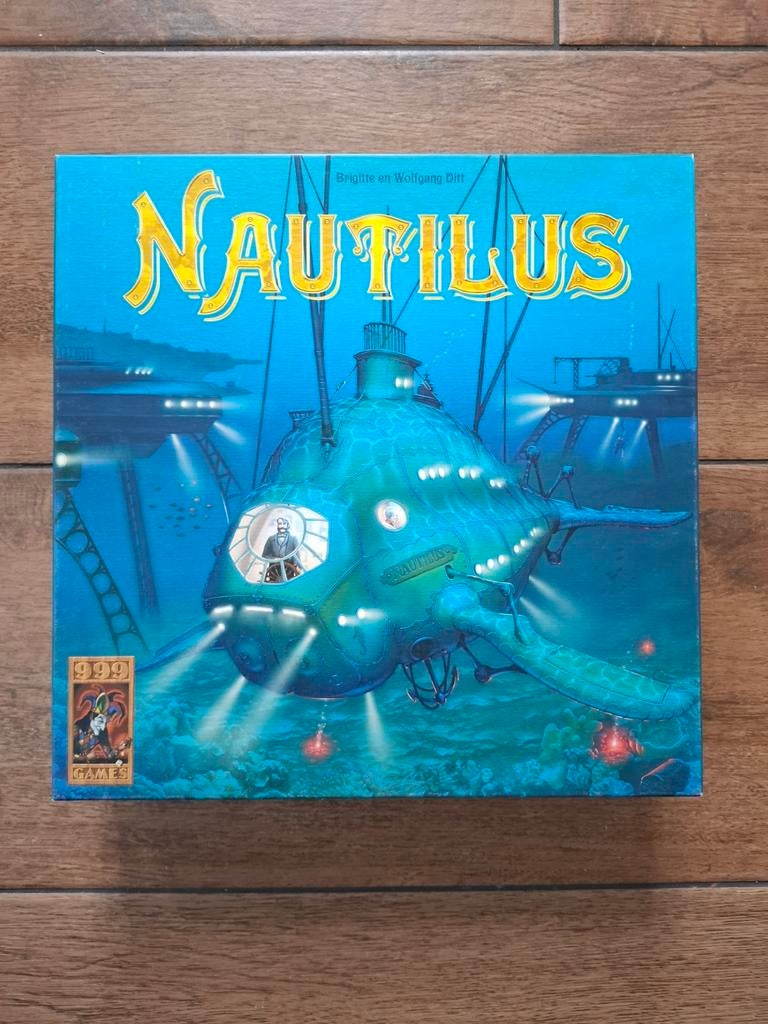 Spel Nautilus 999 games, Hobby en Vrije tijd, Een of twee spelers, Ophalen of Verzenden, Zo goed als nieuw, 999  Games