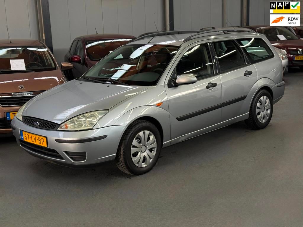 Ford Focus Wagon 1.6-16V Centennial Nieuwe APK NAP, 1596 cc, Gebruikt, Zwart, 4 cilinders