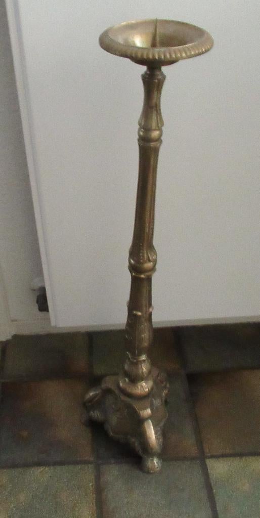 ANTIEKE BEWERKTE KOPEREN KANDELAAR -80 CM HOOG, Antiek en Kunst, Ophalen, Koper