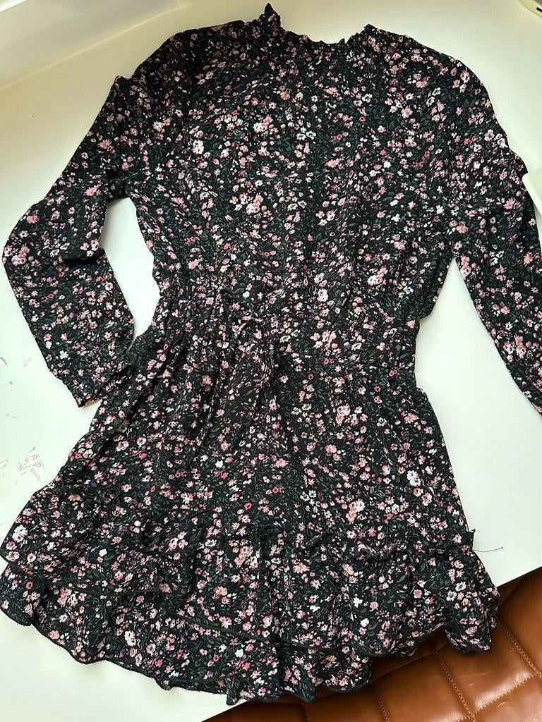 Kleding setje rok jurk mt 134 140 146 nieuw en nieuwstaat, Meisje, Ophalen of Verzenden, Zo goed als nieuw, Jurk of Rok