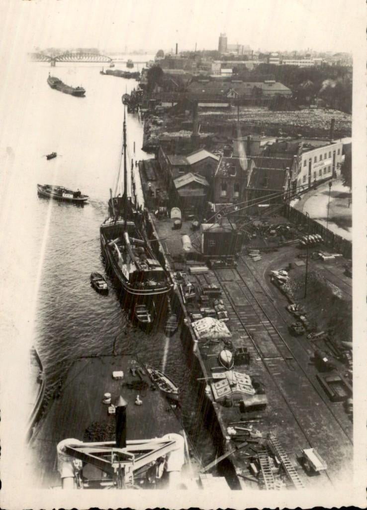 Dordrecht - Handelskade - Foto Schip, Ophalen of Verzenden, Voor 1920, Zuid-Holland
