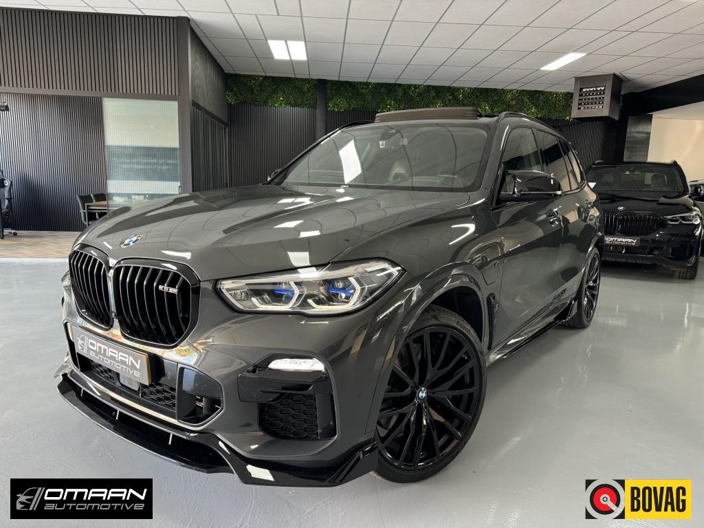 BMW X5 xDrive45e X5 M-Pakket 394PK M-Seats Laser (bj 2021), Automaat, LED verlichting, Gebruikt, Leder