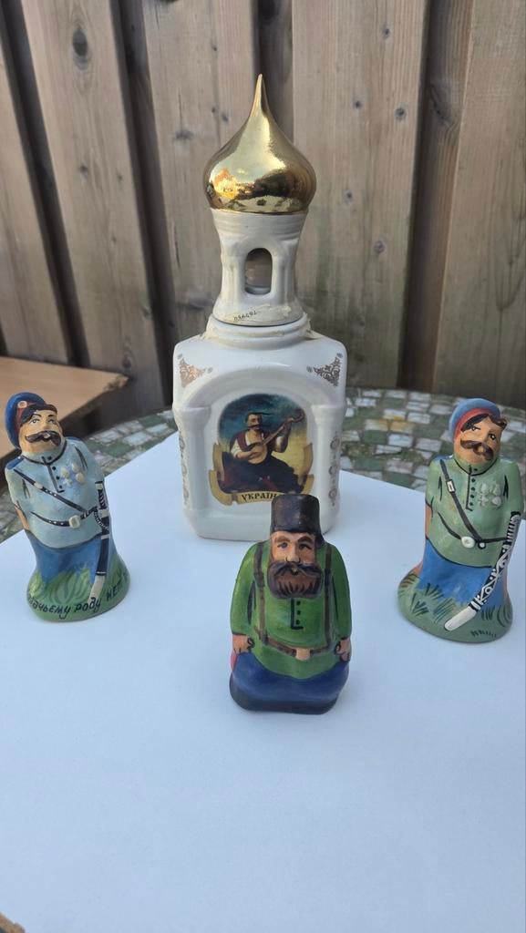 Karaf en beelden uit Oekraïne, Ophalen of Verzenden