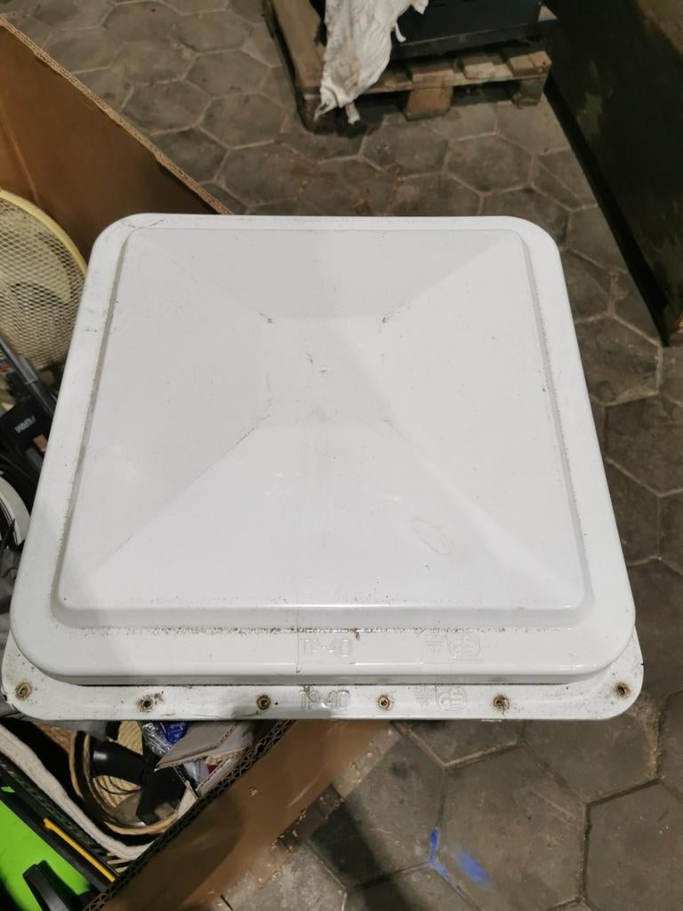 Dakluik camper/caravan 40x40, Caravans en Kamperen, Caravan accessoires, Ophalen, Gebruikt