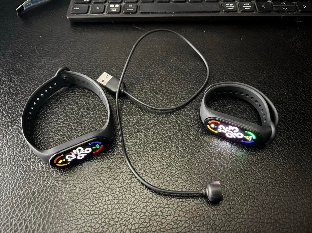 2x Xiaomi Mi Band 7, Ophalen of Verzenden, Zo goed als nieuw, Overige merken