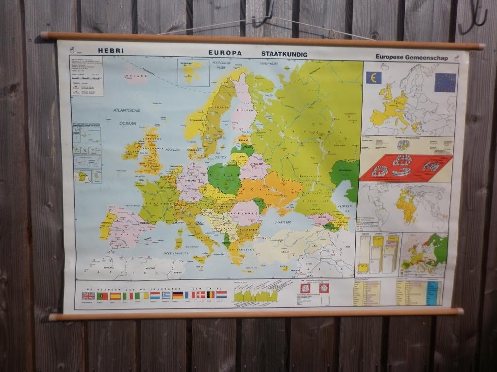 schoolkaart / wandkaart Europa staatkundig, Antiek en Kunst, Antiek | Schoolplaten, Ophalen of Verzenden, Aardrijkskunde