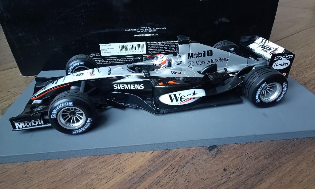 Minichamps McLaren MP 4/19 WEST Kimi Raikkonen 2004 F1 1/18, Ophalen of Verzenden, Zo goed als nieuw, Auto, MiniChamps