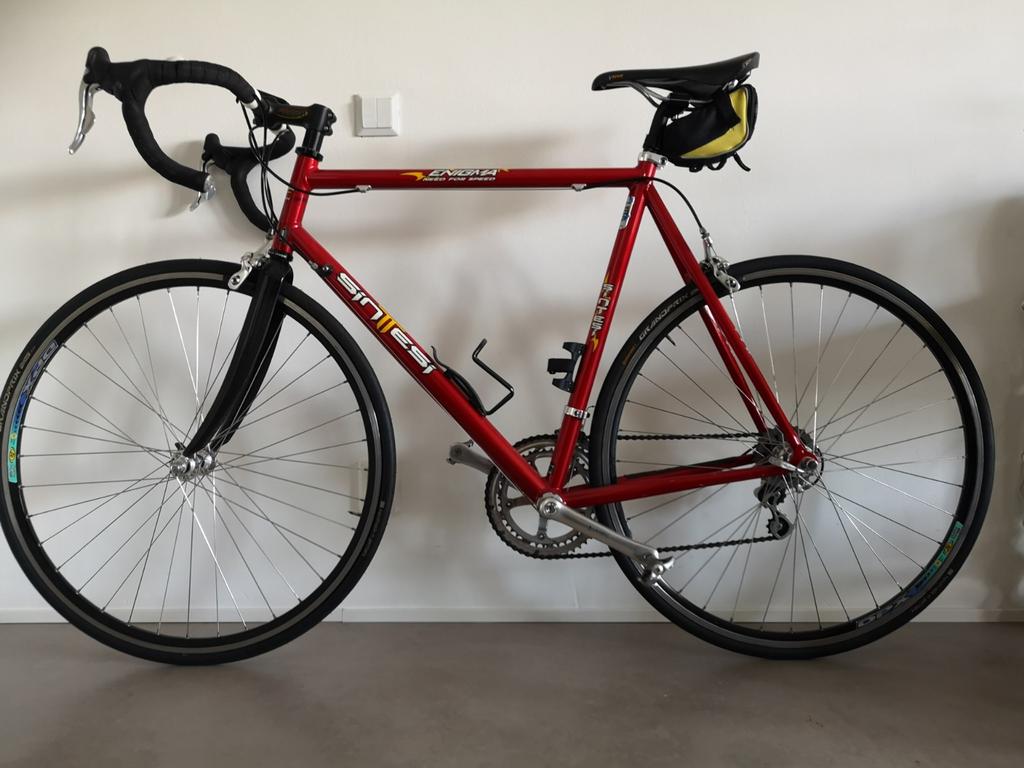 Rode Racefiets Sintesi Enigma maat 57, Aluminium, 57 tot 61 cm, Meer dan 20 versnellingen, Ophalen