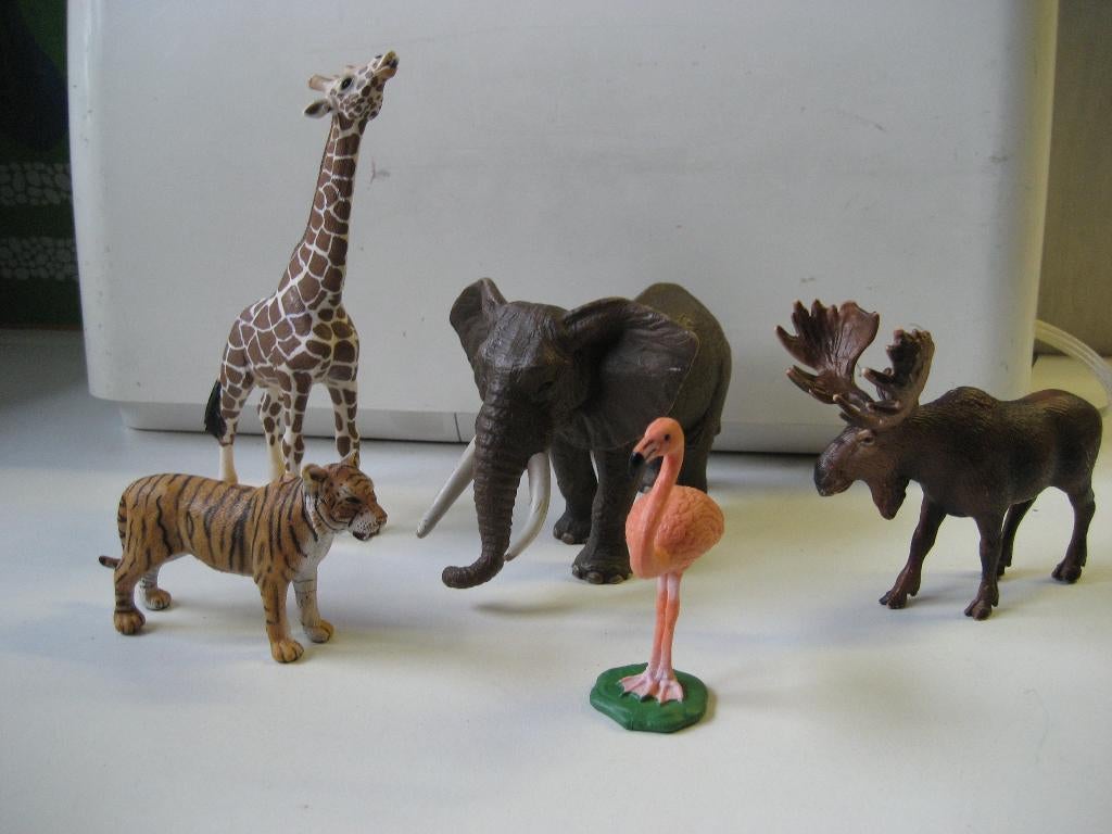 schleich dieren 5 stuks, Ophalen of Verzenden, Zo goed als nieuw, Wild dier, Beeldje of Figuurtje