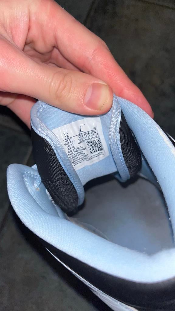 Jordan 1 Mid Blue 2023 - Maat 47.5, Kleding | Heren, Schoenen, Ophalen of Verzenden, Gedragen, Blauw, Sneakers of Gympen