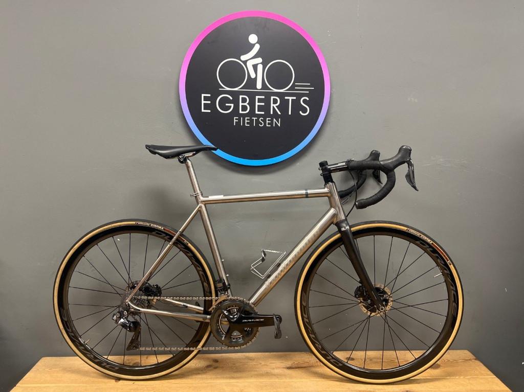 Van Nicholas Skeiron Heren Titanium 54cm M 2025, Overige merken, Gebruikt, -, - 0
-, NL